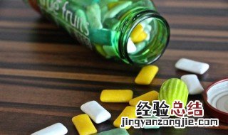 口香糖粘在头发上怎么办 口香糖粘在头发上怎么办?