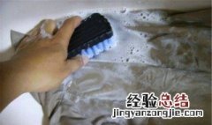 衣服上的油污用什么能洗掉 教你几招油渍清洗小妙招