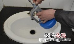 下水道水猛了水往上冒什么原因 下水道猛倒水往上冒怎么办