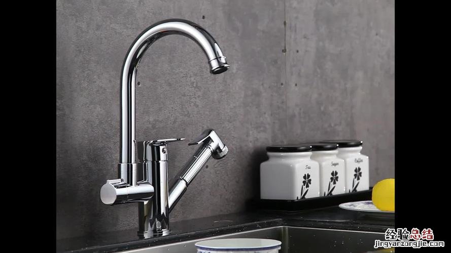 厨房水龙头软管怎么拆下来