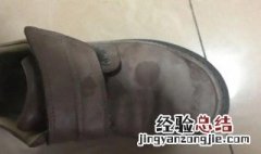 磨砂皮鞋上的油渍怎么去除 磨砂皮鞋上擦的鞋油怎么去除