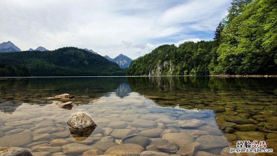 夏天适合去国内哪里旅游