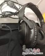 BOSE QC35Ⅱ耳机怎么充电