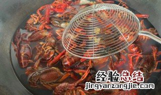 小龙虾焯水用热水还是冷水 小龙虾焯水用热水还是冷水