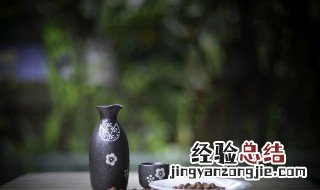 杨梅酒泡10年还能喝吗 10年前泡的杨梅酒泡还能喝吗