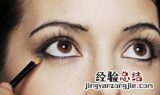 眼线笔如何选择 眼线笔怎么选择