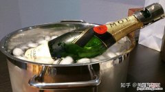 没有醒酒器怎么醒红酒