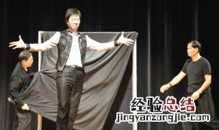 一块钱变一百的魔术 用100块钱变魔术方法