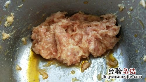 家常瘦肉丸的制作方法