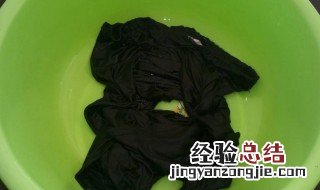 用菠菜水浸泡黑色衣服能让衣服变得更黑吗 菠菜水浸泡黑色衣服解答