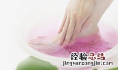 用大蒜泡脚后还要用清水冲洗吗为什么 用大蒜泡脚后还要用清水冲洗吗