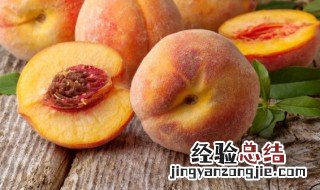 黄桃是硬着吃好吃还是软的好吃 黄桃软的好还是硬的好