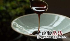 秋梨膏用开水冲吗 秋梨膏用开水冲吗能喝吗