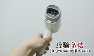 电吹风很响怎么回事 电吹风很响原因