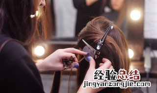 女人扎头发简单方法 女人可以怎么扎头发