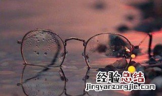 下雨伤感煽情的句子 配合下雨天的伤感句子