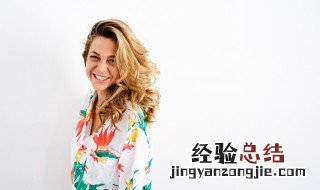 描写人物外貌的短句子19字 描写人物外貌的短句子