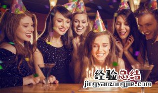 过生日适合自己发的句子搞笑 过生日适合自己发的句子