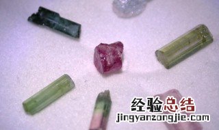 托玛琳石的功效和作用图片 托玛琳石的功效和作用