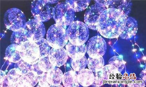 夏天晚上摆地摊卖什么比较好