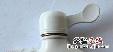 如何选购放心水龙头