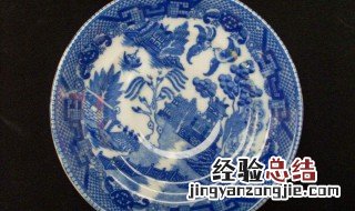 瓷盘有水渍怎么洗 瓷盘子上的垢怎么去掉