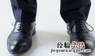 皮鞋怎么清洗除臭 皮鞋里面臭了清洗方法