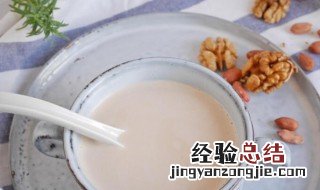 核桃奶有营养吗 核桃奶和纯牛奶哪个营养价值高