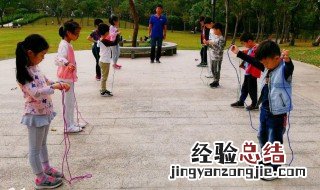 跳绳甩臂技巧 如何掌握跳绳技巧