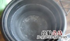 自来水有白色沉淀物是什么 自来水里面有白色沉淀物是什么