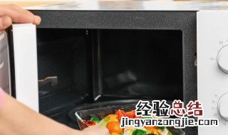微波炉可用放瓷碟吗 陶瓷碟子可以放微波炉吗