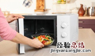 电加热饭盒可以放微波炉吗 纯钛饭盒可以放微波炉加热吗