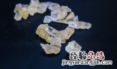 黄冰糖和白冰糖的区别 黄冰糖和白冰糖的区别有哪些