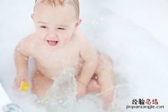 防水纸尿裤哪个牌子好 这5款纸尿裤堪称游泳神器