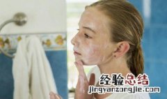 水 乳液 精华液 霜的使用顺序是 水乳液精华液霜的使用顺序是