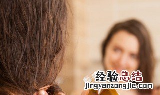 头发像枯草一样怎么办 头发枯的像草怎么办