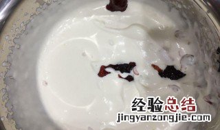 喷射淡奶油和打发奶油 喷射稀奶油可以代替打发奶油吗