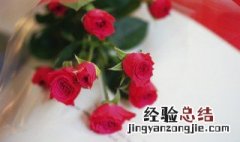 5朵玫瑰代表什么意思 6朵玫瑰代表什么意思