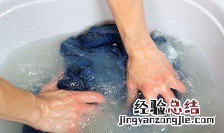 衣服上沾了墨水怎么洗 衣服上沾了墨水的清洗方法