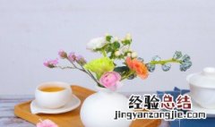 鲜花插花瓶的方法 花瓶大小不同的插花方法介绍