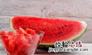 西瓜的热量是多少啊 西瓜的热量相当于什么