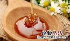 蜂蜜里面有白色泡沫 蜂蜜上面有一层白色泡沫能吃吗