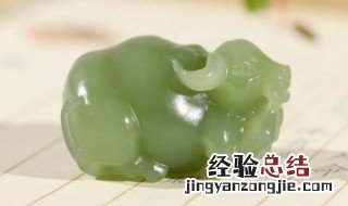 生肖牛适合佩戴什么 生肖牛适合佩戴什么珠宝饰品