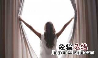 阳台做什么窗帘好 阳台适合装什么窗帘