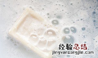 肥皂掉到厕所里堵了怎么办