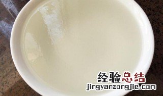 白凉粉可以直接用开水冲吗 白凉粉可以用热水冲开吗?