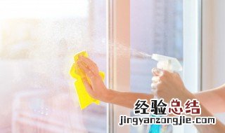 怎么样用报纸擦玻璃 如何用报纸擦玻璃又快又干净