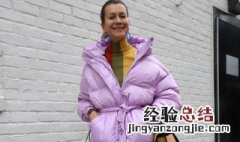 羽绒棉的衣服洗后成团怎么办 羽绒棉的衣服洗完了成块了怎么办