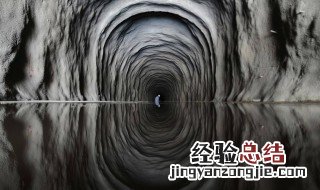 地下1亿米有什么 地下1亿米有什么东西