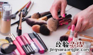 整套化妆品的先后顺序为 整套化妆品的先后顺序